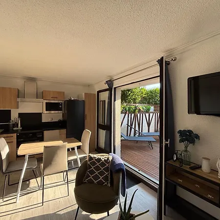דירה Le Cocon De Avec Terrasse, Piscine Et Tennis