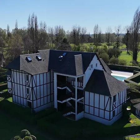 Le Cocon De Avec Terrasse, Piscine Et Tennis Apartmán