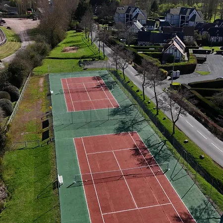 Le Cocon De Avec Terrasse, Piscine Et Tennis 公寓 *