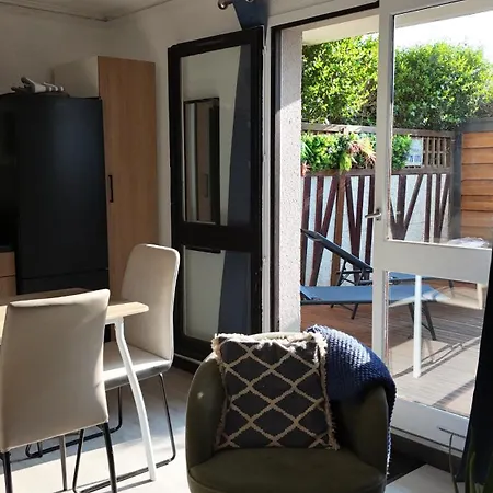 Le Cocon De Avec Terrasse, Piscine Et Tennis Cabourg